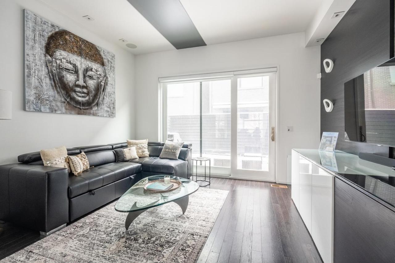 Globalstay Exclusive 4 Bedroom Townhouse In Downtown Toronto With Parking Exteriör bild