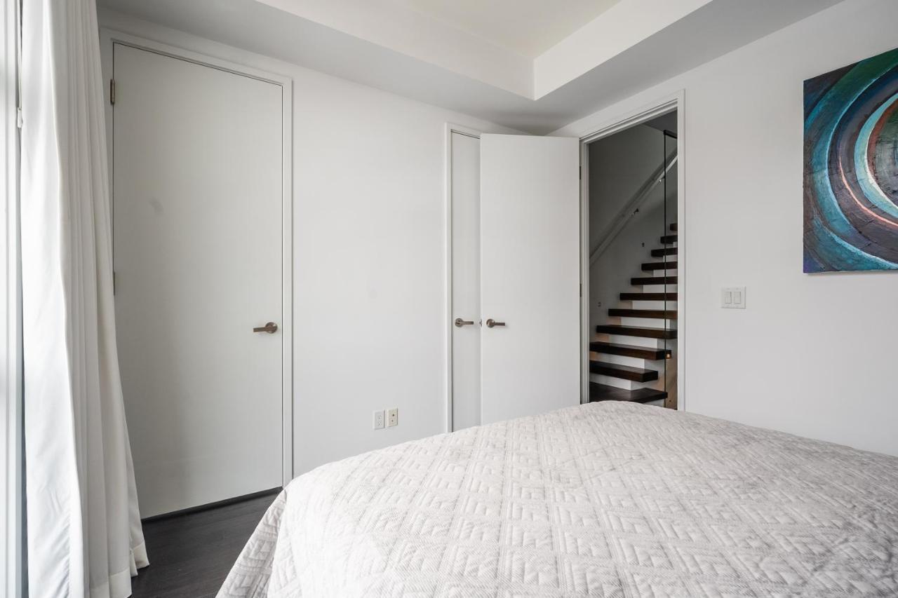 Globalstay Exclusive 4 Bedroom Townhouse In Downtown Toronto With Parking Exteriör bild